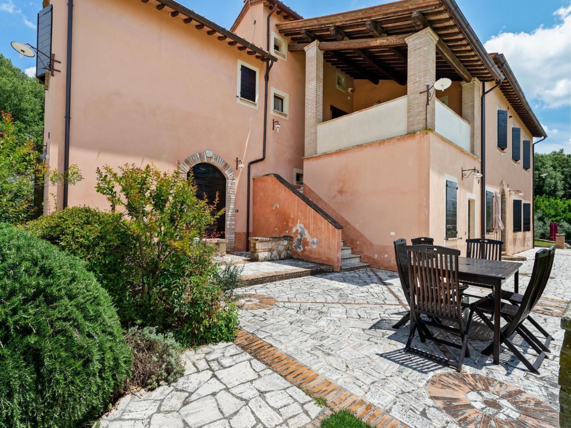 Elegant Apartment Only 1 Hour From Rome Narni Luaran gambar