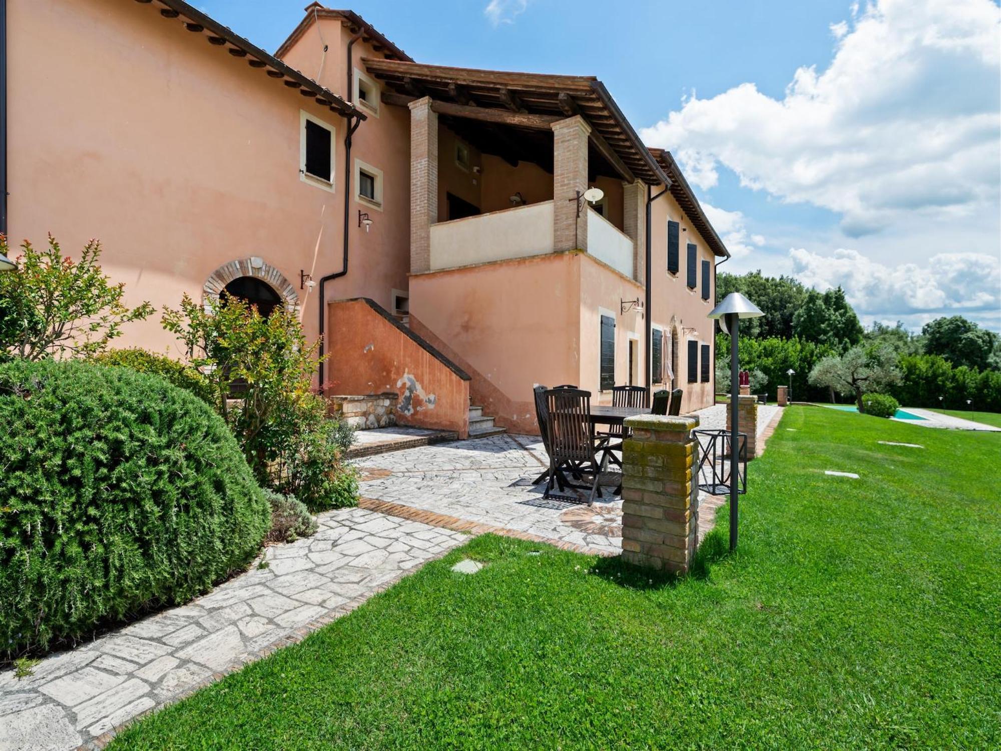 Elegant Apartment Only 1 Hour From Rome Narni Luaran gambar