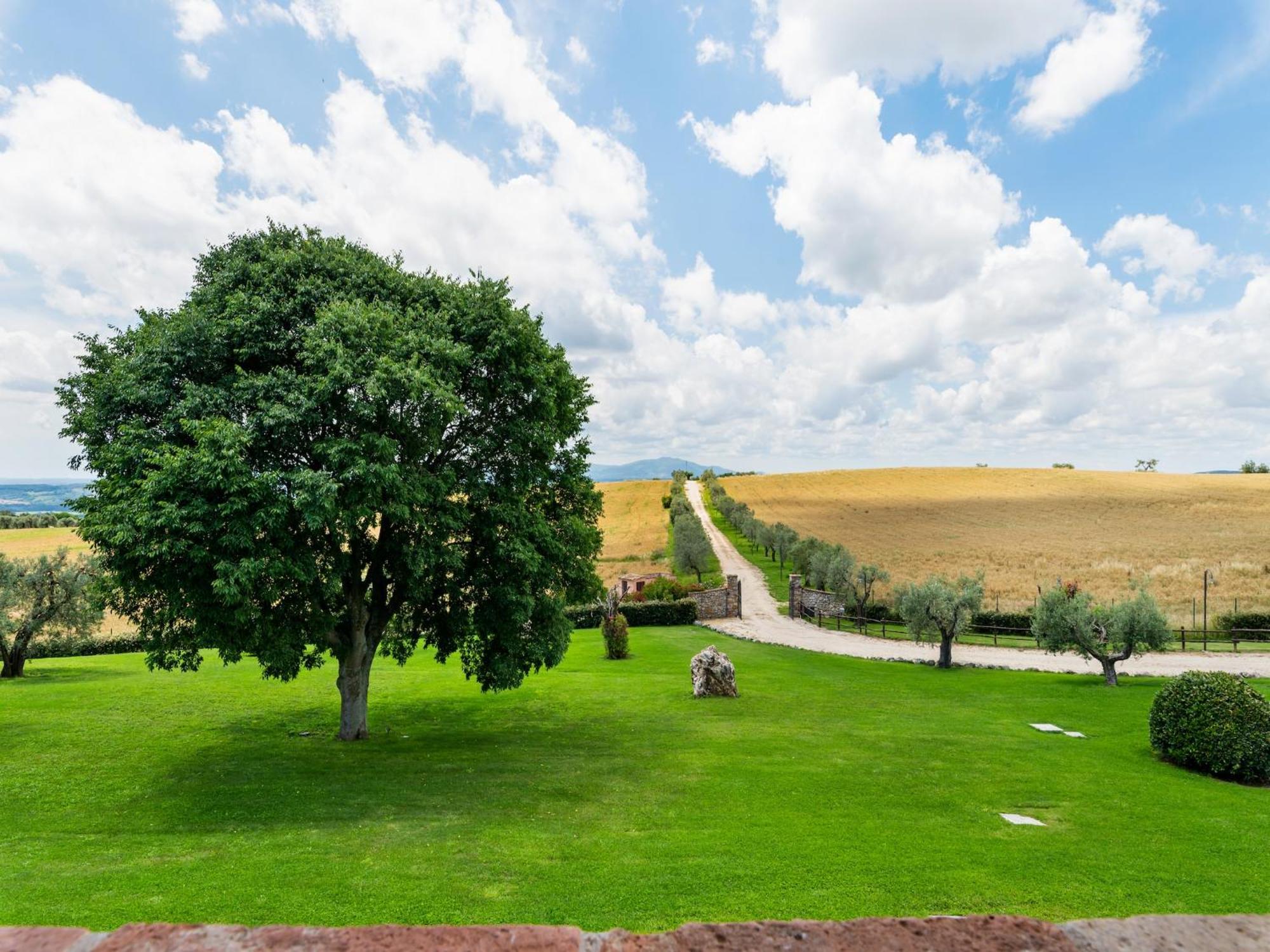 Elegant Apartment Only 1 Hour From Rome Narni Luaran gambar